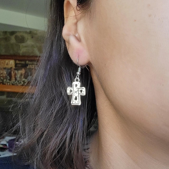 Pair of Silver Tic Tac Toe Cross Drop Hook Earrings - Picture 2 of 8